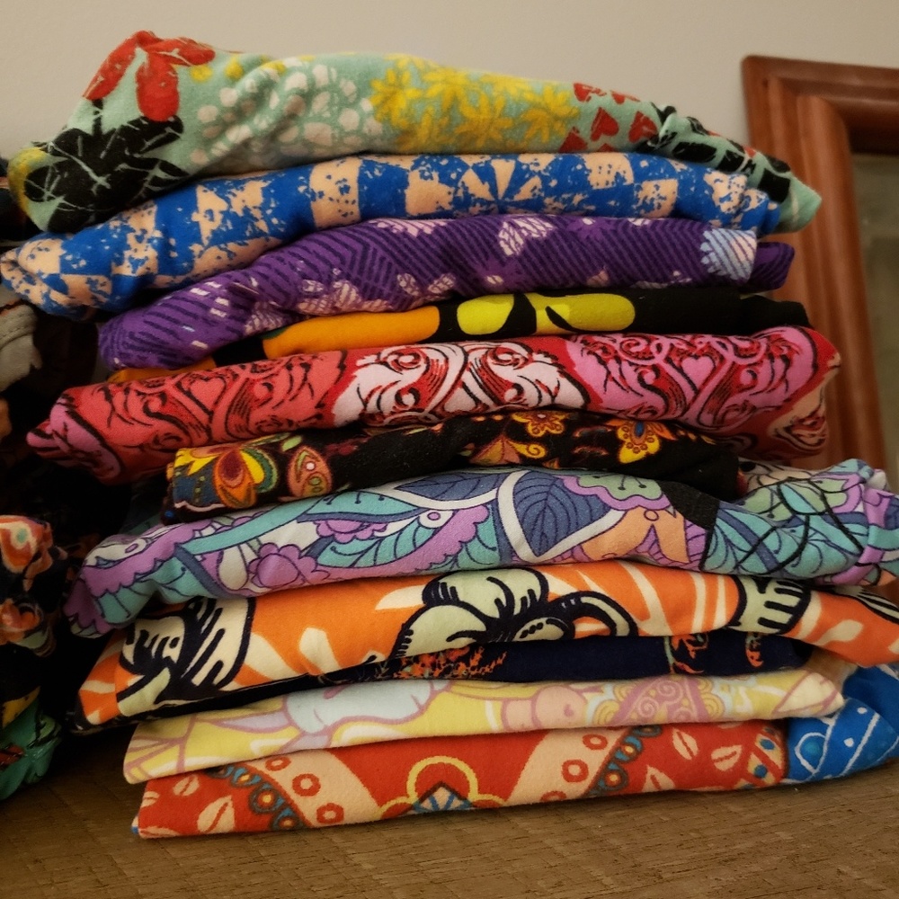 Lot of 20 OS Lularoe Leggings
